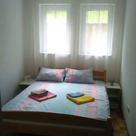 Jevtic 1 Apartamento *